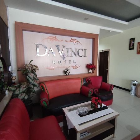 Hotel Davinci Kendari Exterior photo