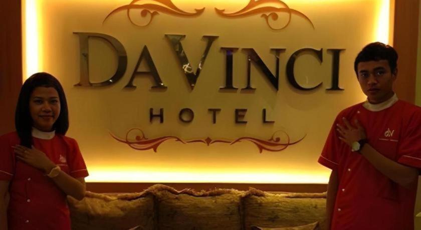 Hotel Davinci Kendari Exterior photo