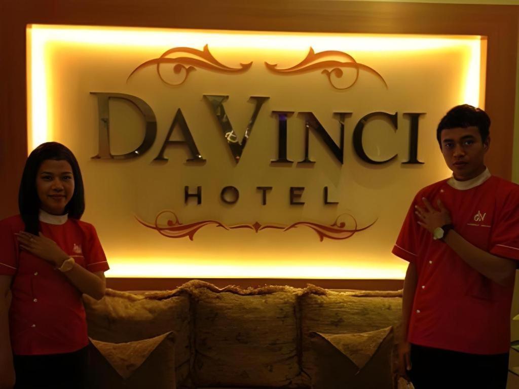 Hotel Davinci Kendari Exterior photo